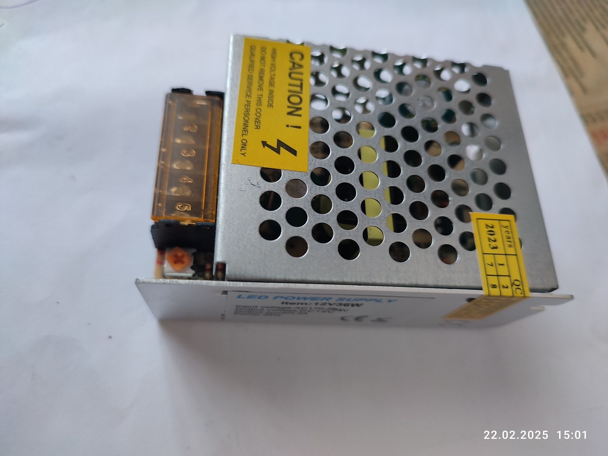 продам перетворювач напруги HTR 12V-36W,24v-36w