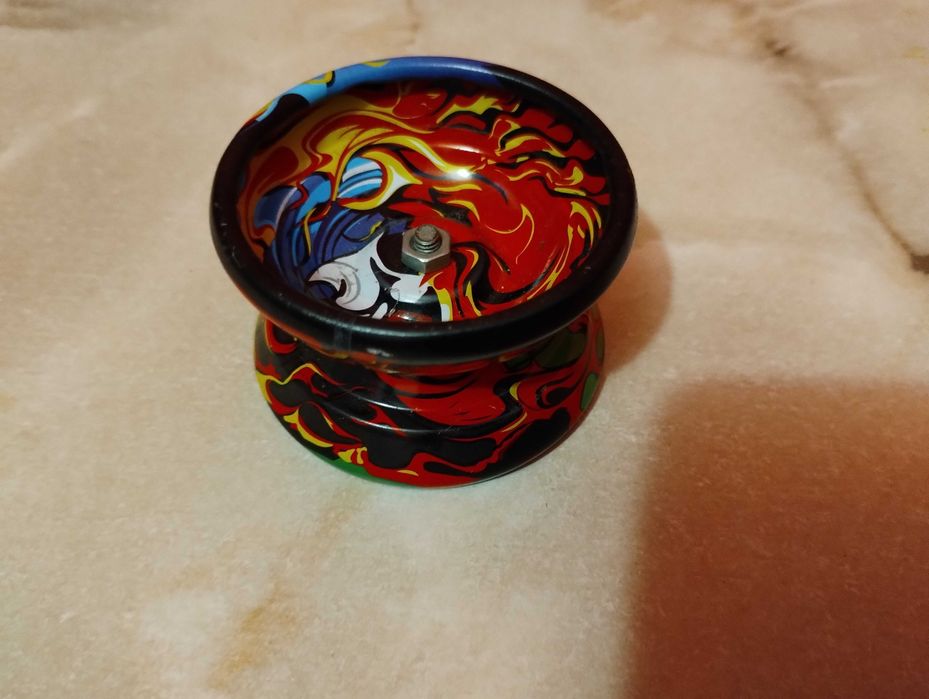 Yo-yo продам в хорошому стані
