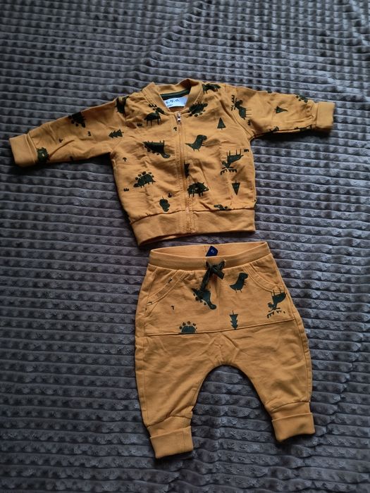 Komplet w Dinozaury r.62