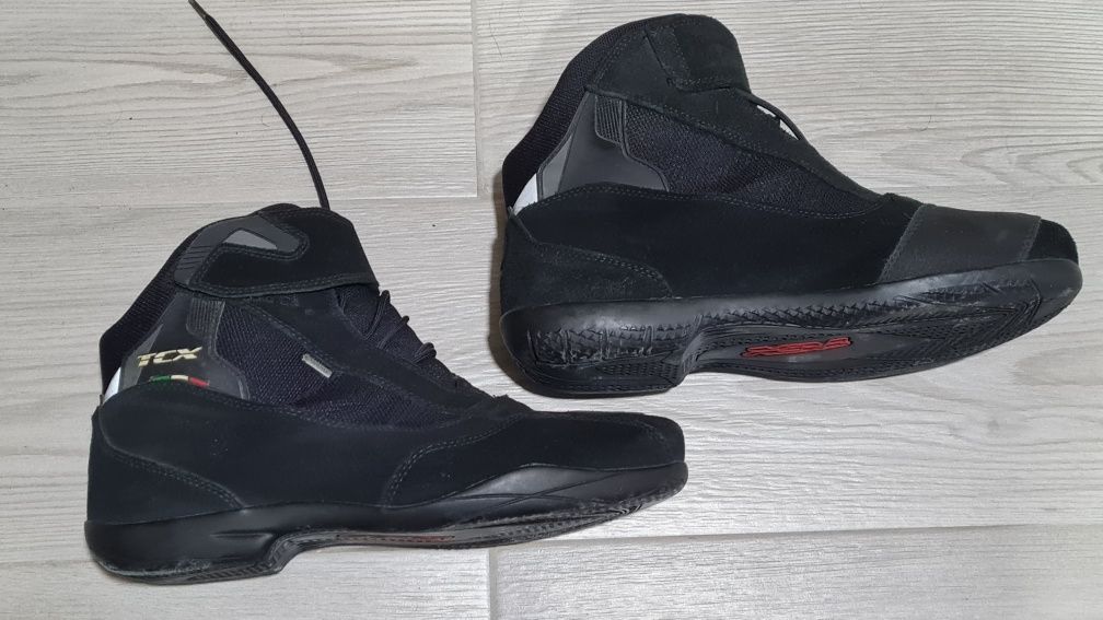Botas mota TCX em gore-tex
