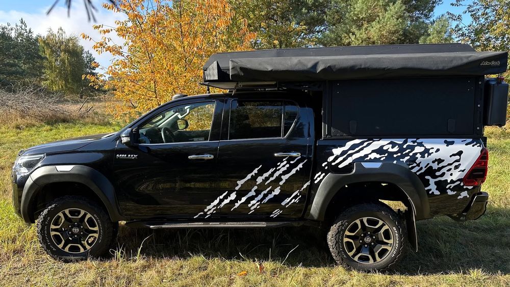 Toyota Hilux Toyota Hilux 2,8 + Alu-Cab Canopy Camper FAKTURA VAT 23%