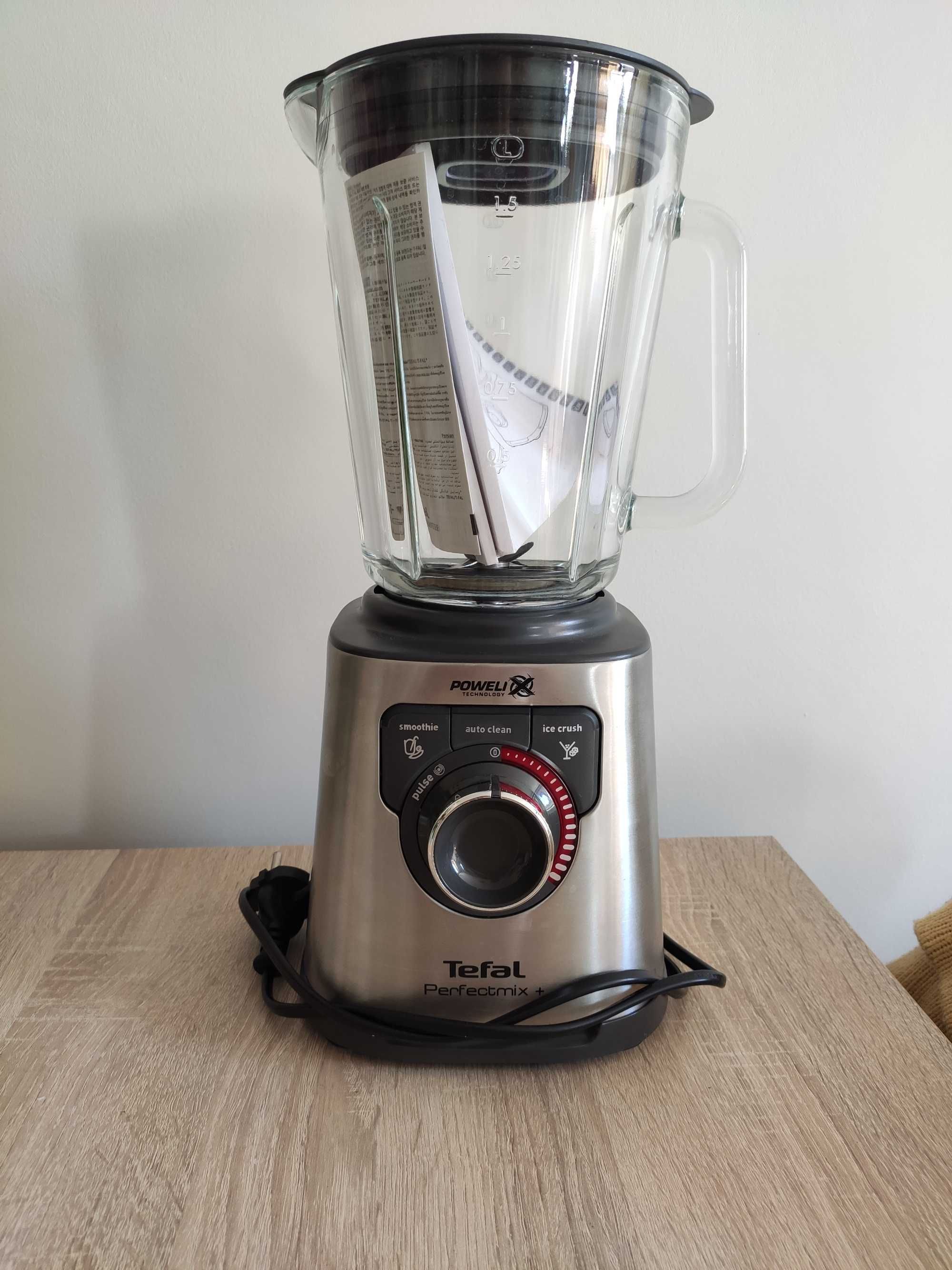 Blender kielichowy TEFAL Perfect Mix+ 2L