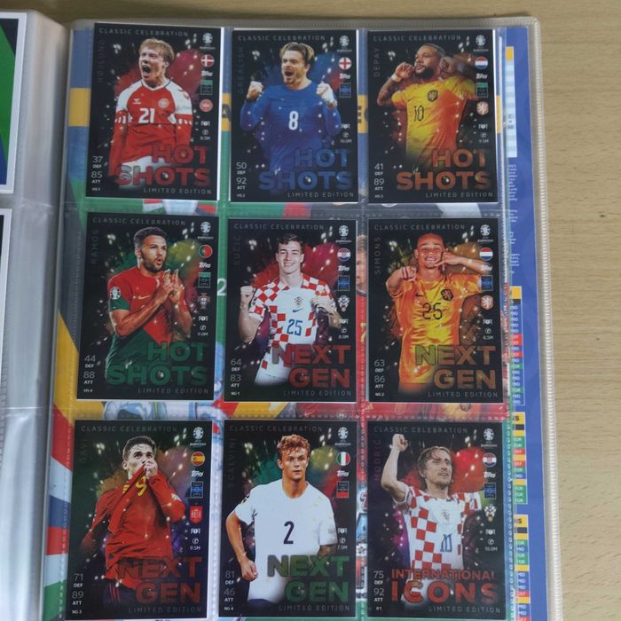 Set 12 Cartas Mega Tins Topps Euro 2024