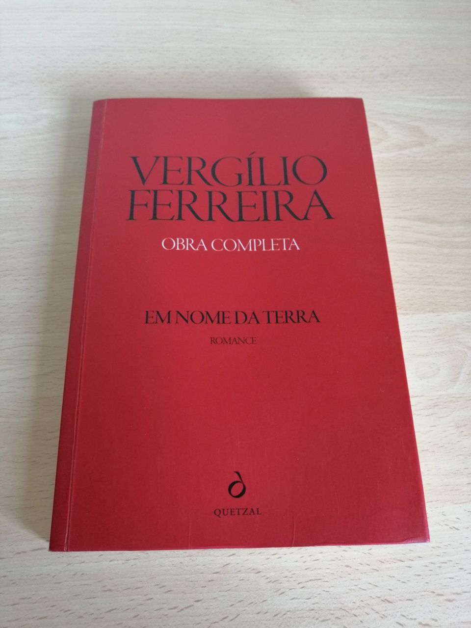 Livro Em nome da Terra