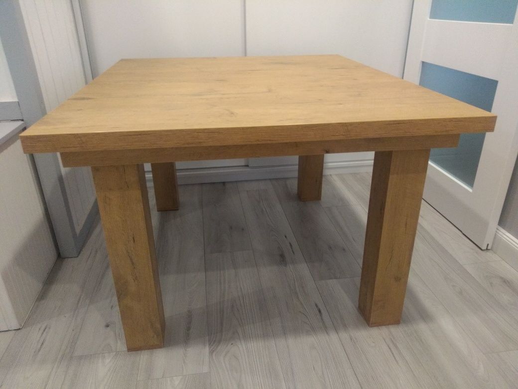 Nowy  masywny stół stolik ława 100x116x76