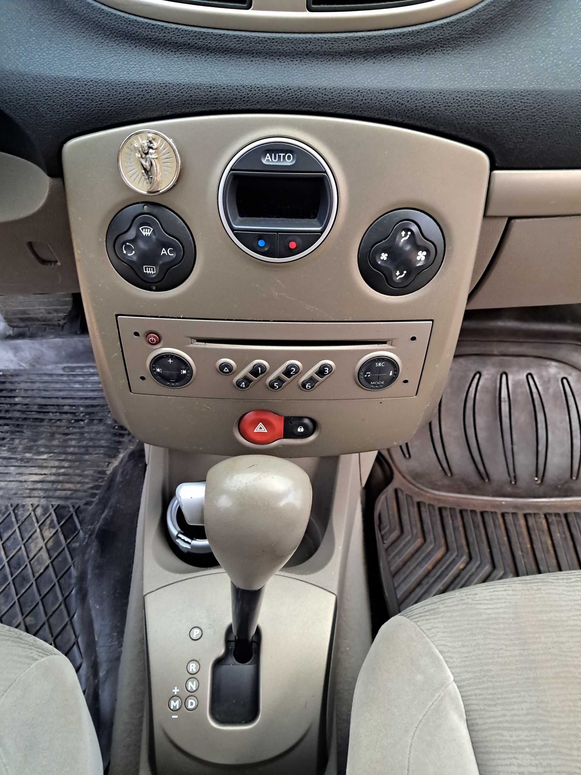 Renault Clio Automat, Benzyna 2005