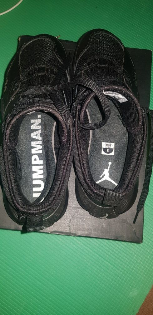 Оригiнальнi Кроссовки jordan
