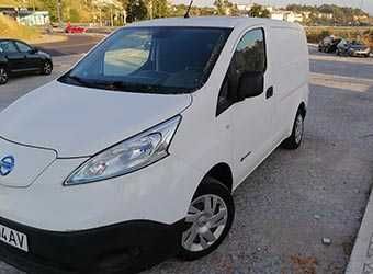 Carrinha Nissan e-200