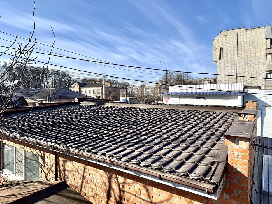 Гараж під комерцію, сто