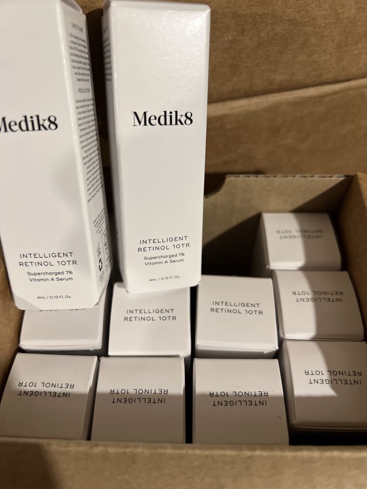 Medik8 Intelligent Retinol 10TR Антивікова сироватка