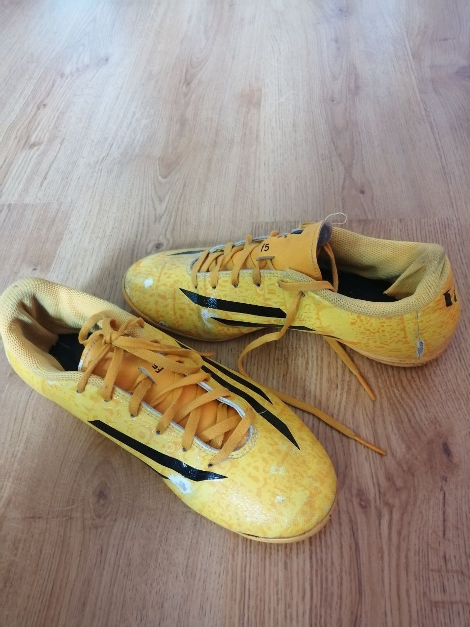 Buty halowe adidas f5 rozm. 41 i 1/3