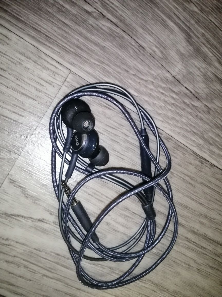 Наушники Samsung S8 original headphone Tuned by AKG.
