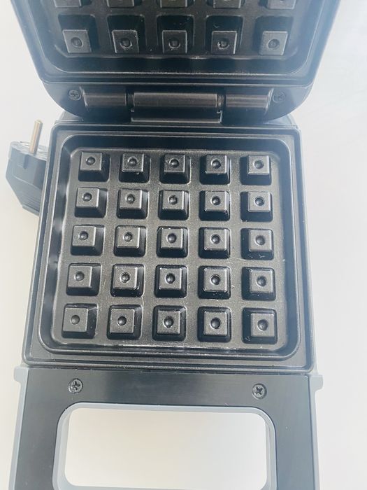 Сендвічниця Silver Crest SDSWM 600 A1, Вафельниця