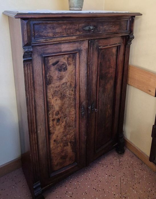 Zabytkowa bieliźniarka komoda vintage