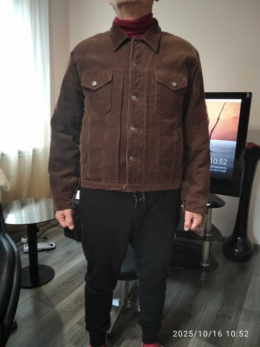 Чоловіча куртка осінь-зима в ідеальному стані