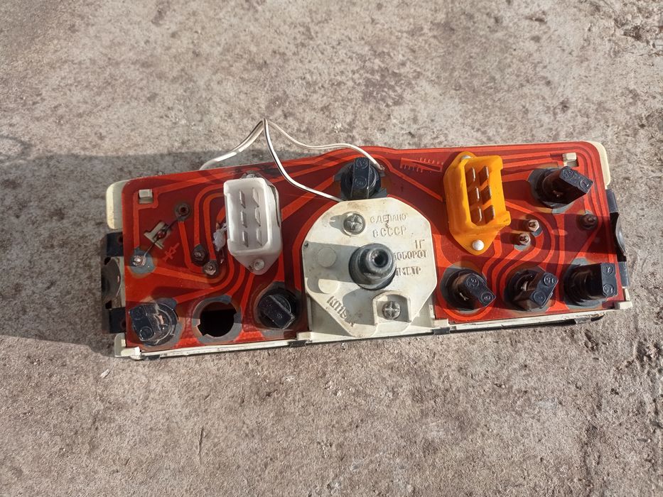 Приборна панель Ваз 2101