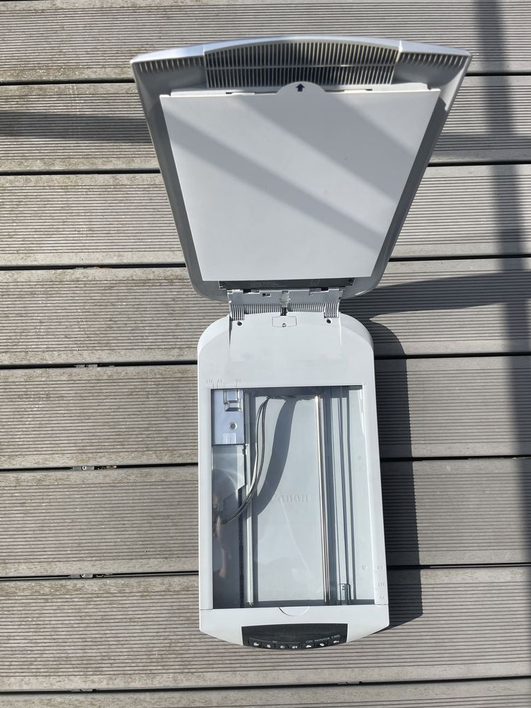 Skaner CanoScan 4400F