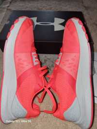 Buty UNDER ARMOUR treningowe rozmiar 40