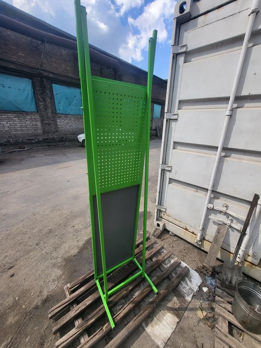 Рекламная стойка. Выставочный стенд.