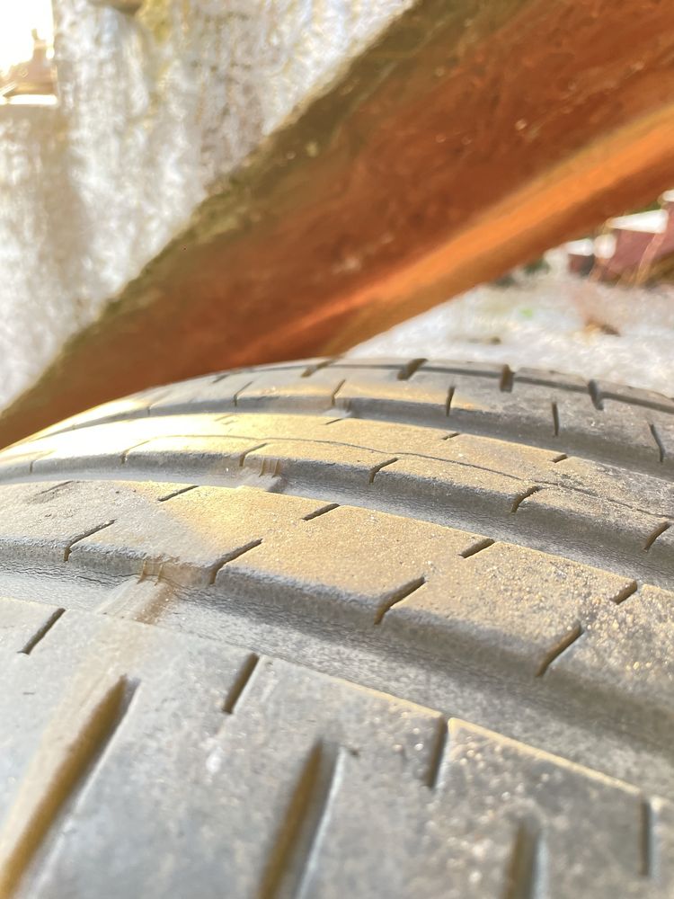 Opony Falken 245/40/19