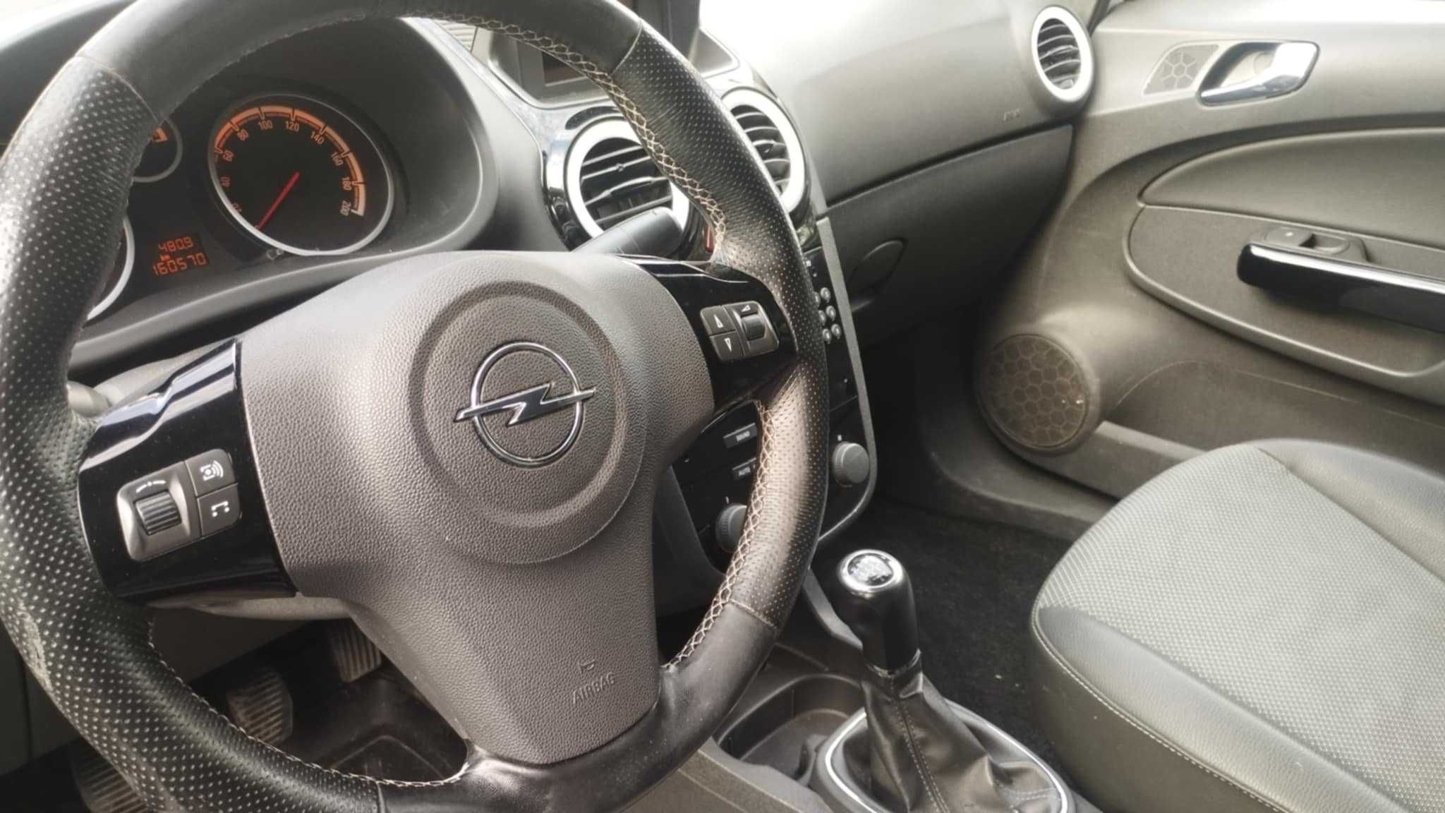 opel corsa d 1.4 wersja limited opc line 2008r maly przebieg