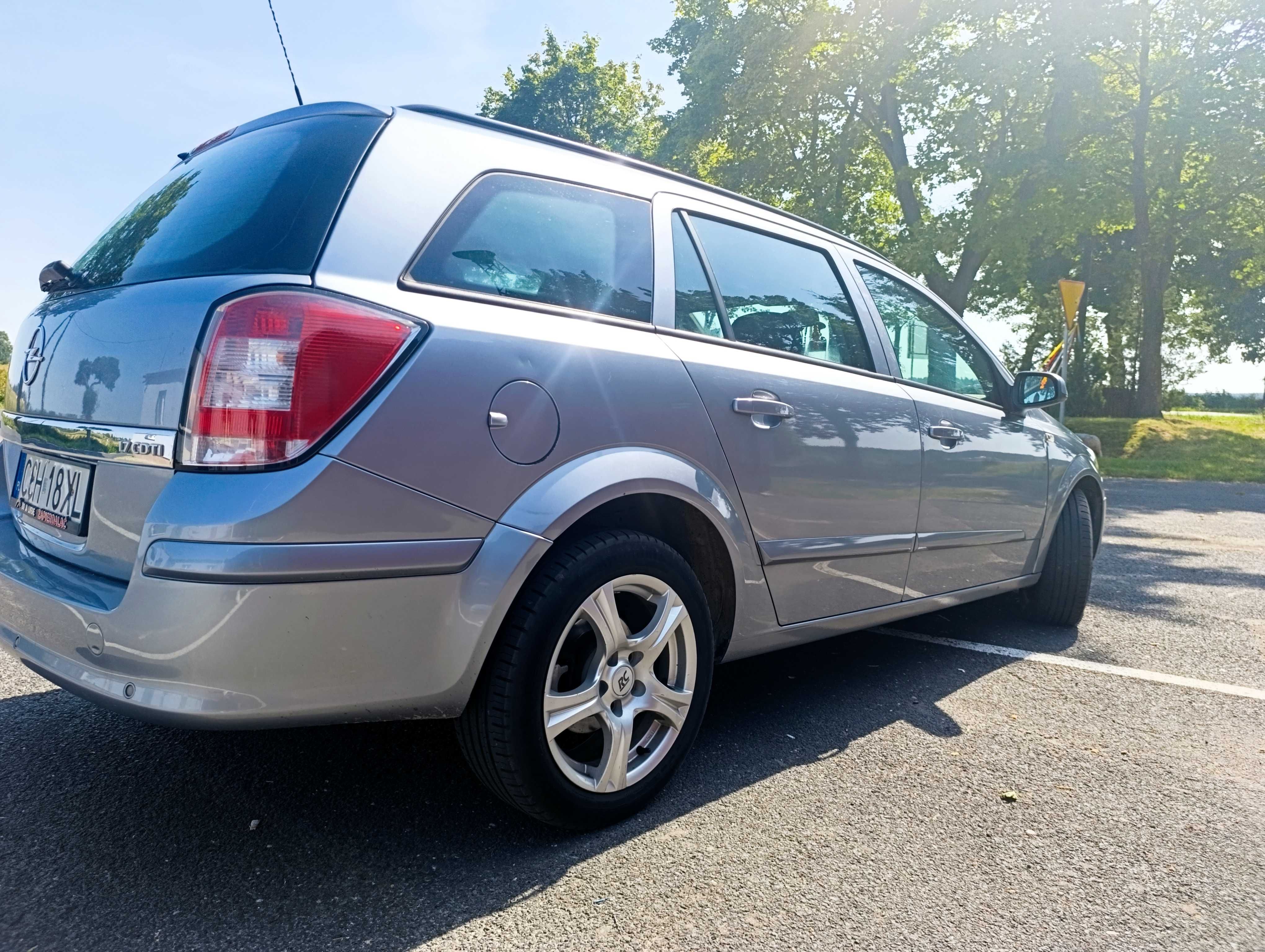 Sprzedam autko Astra H