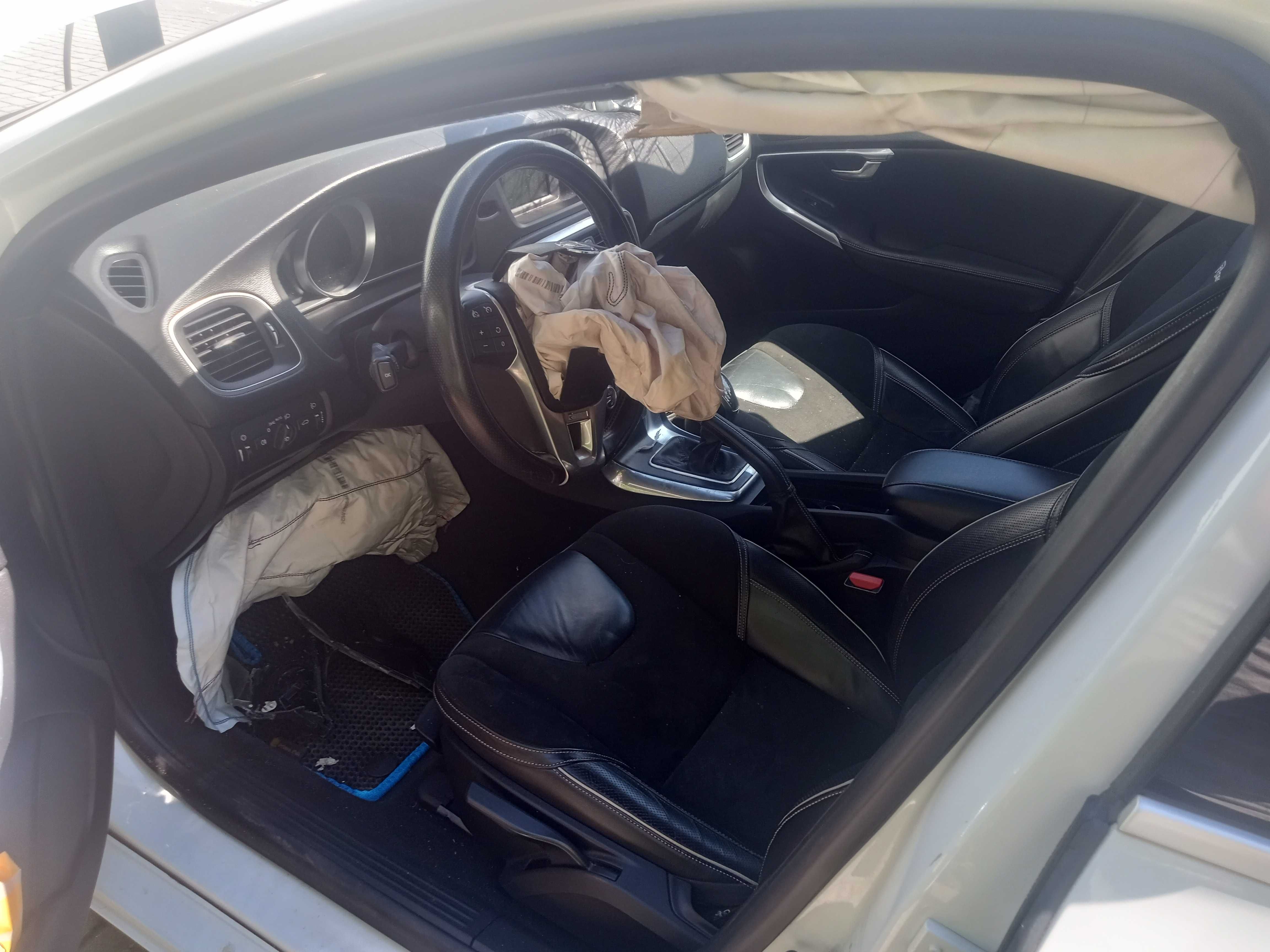 Sprzedam Volvo V40