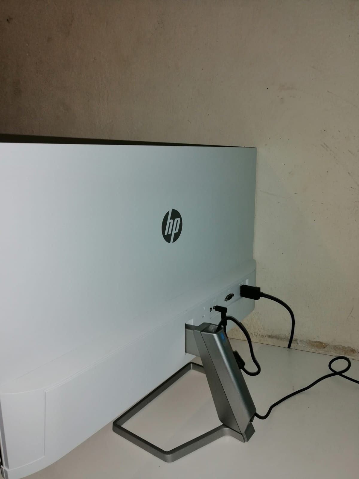 Monitor HP 23,8'' M24fw com garantia