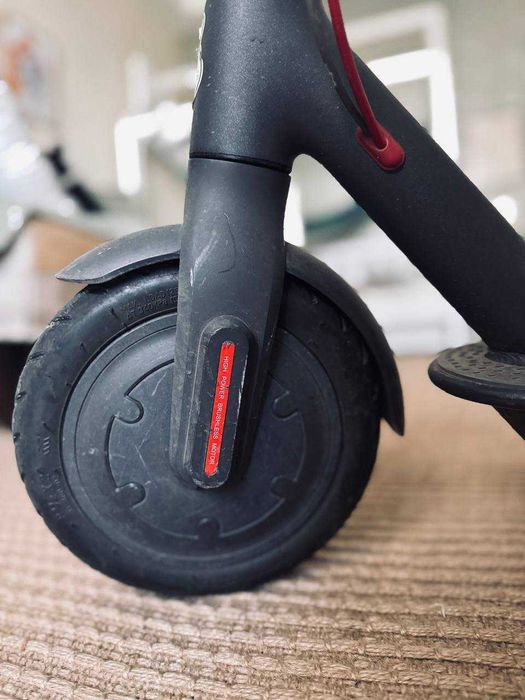 М365 Xiaomi Mi Scooter Essential Чорний