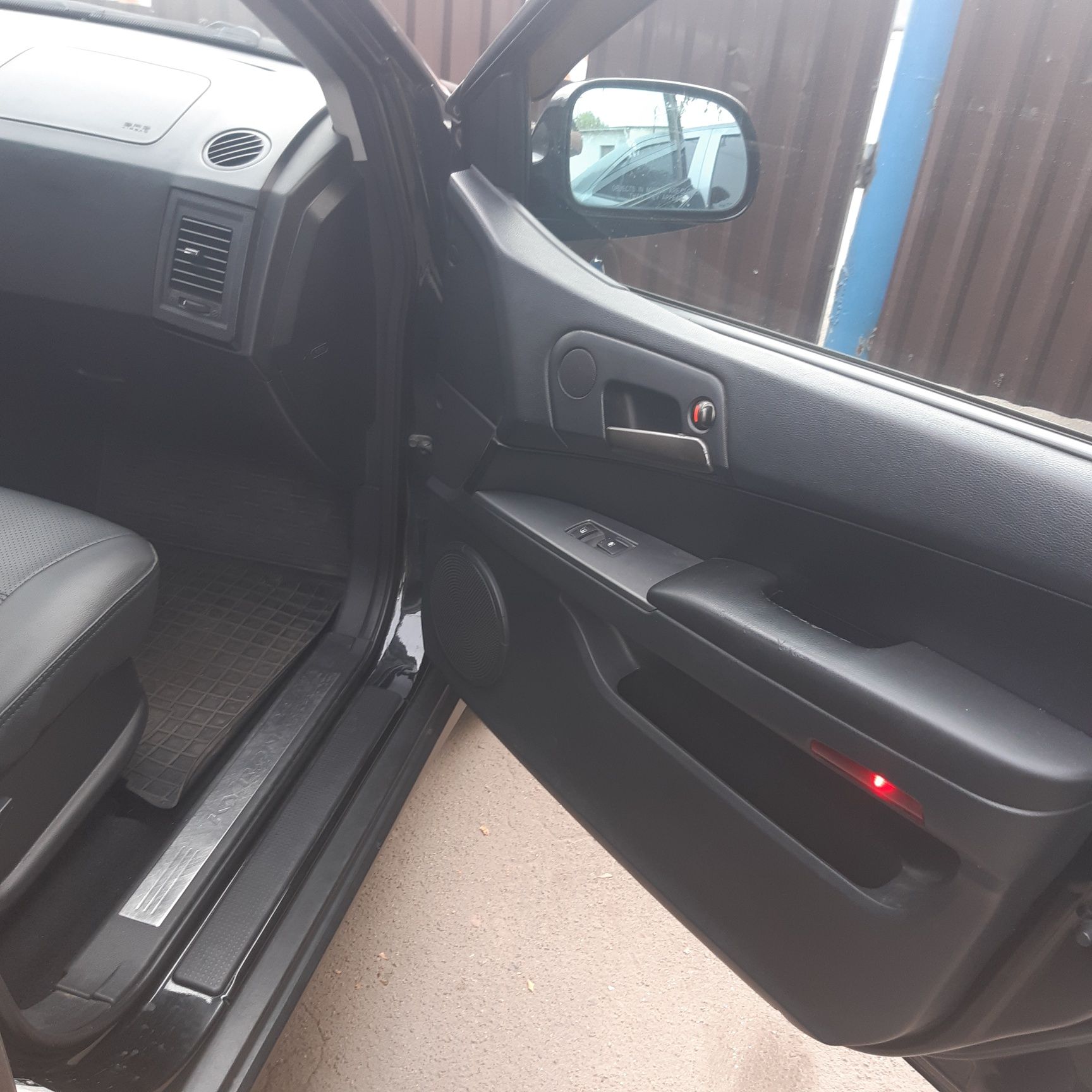 автомобиль  ssangyong kyron