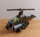 Helikopter z klocków (to nie jest Lego)