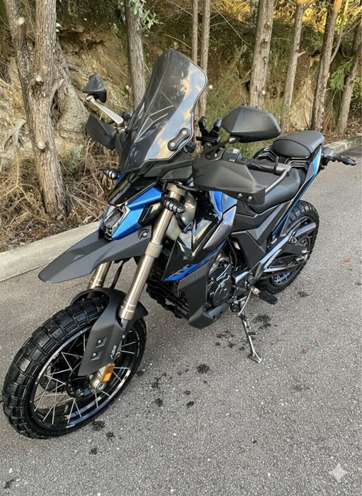 ZONTES 125 U1 - 2023 - ABS - MOTO 125CC (A1) - Como Nova