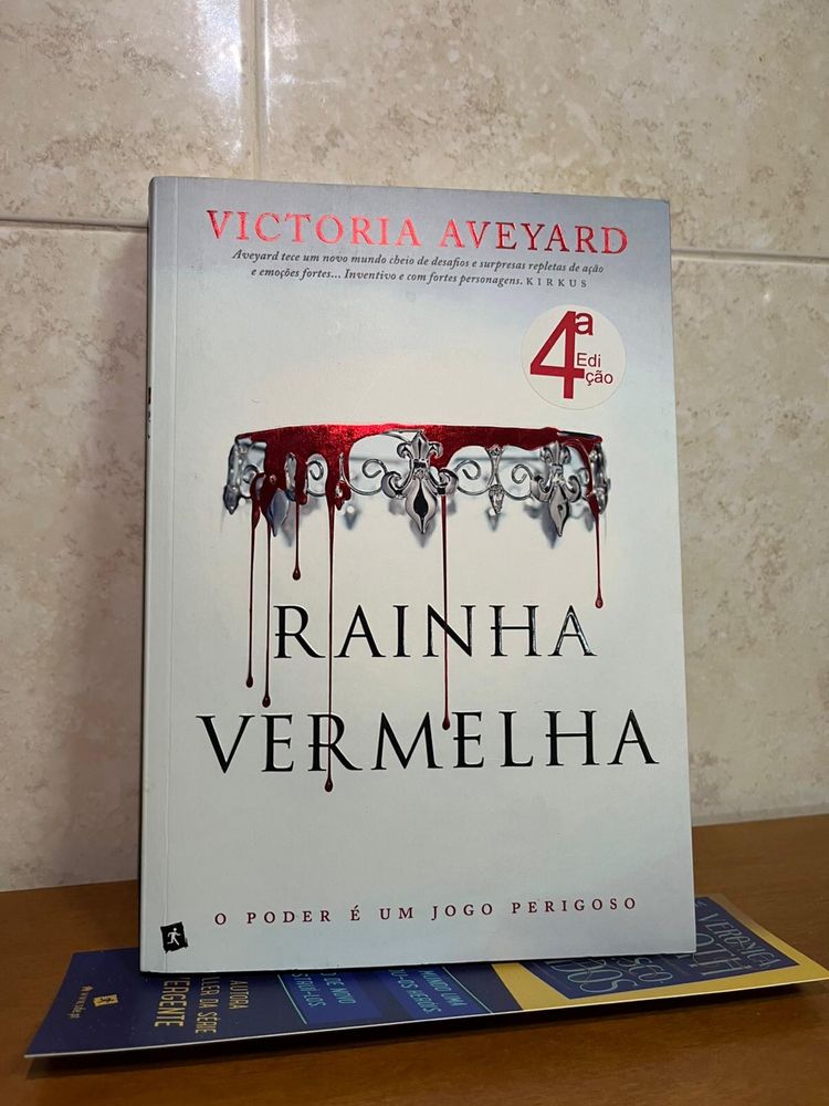 Livro- A Herdeira-Kiera Cass