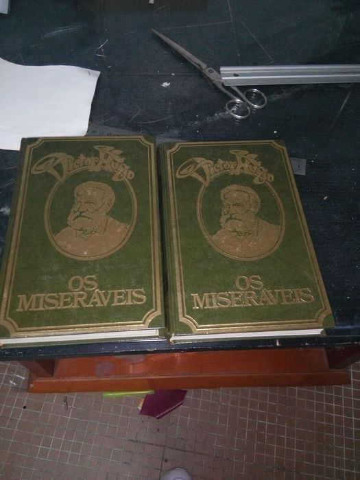 lote de livros todos como novos