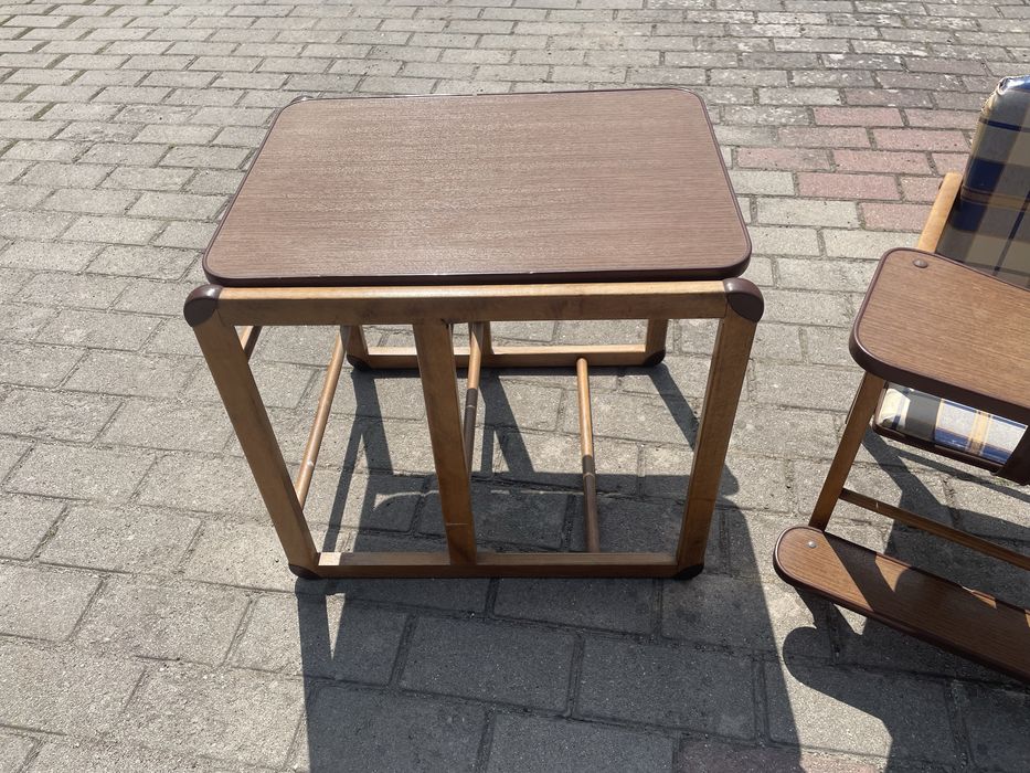 Mebelek dziecinny drewniany krzesło i stolik