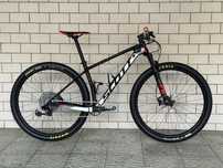 Biciclet Scott Scale 930 Carbono / FOX