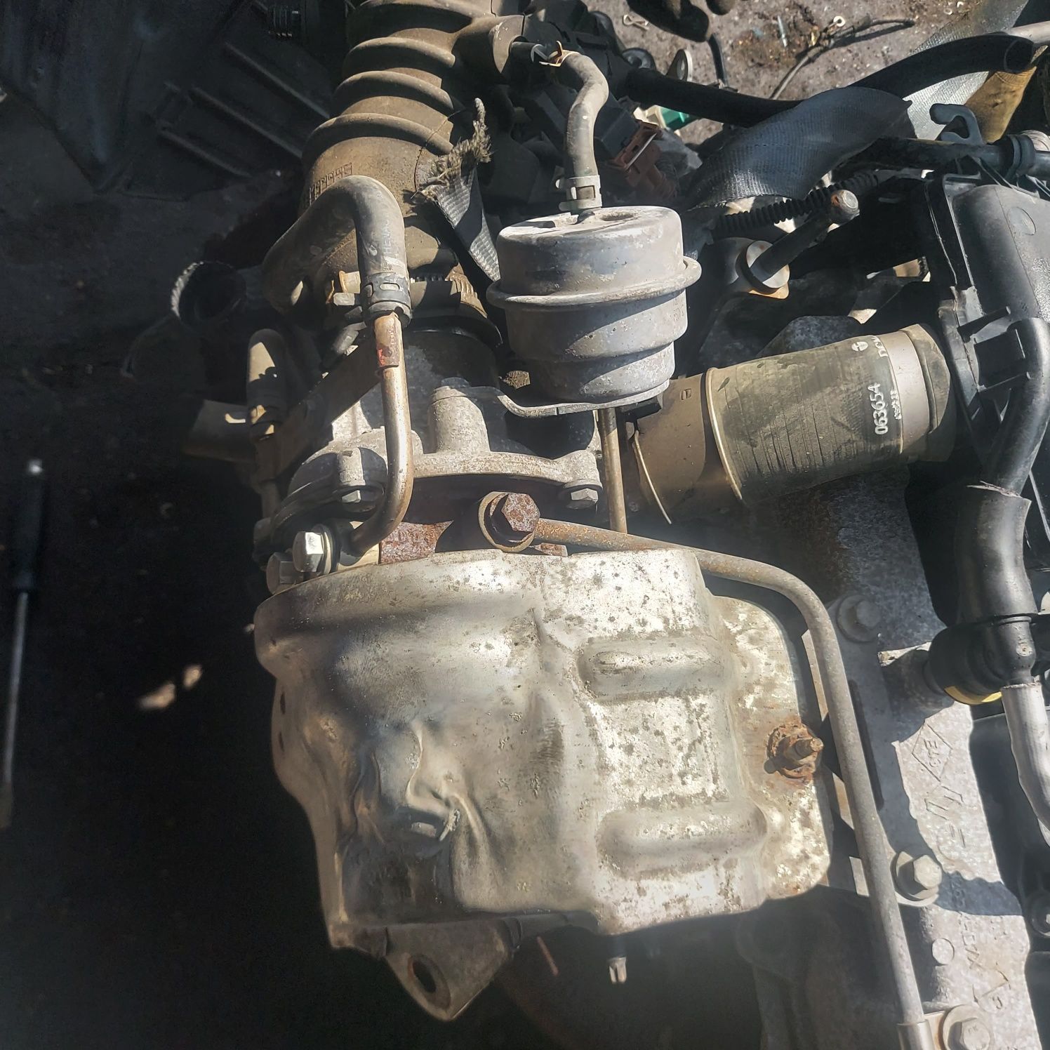 Renault 1.4tce turbina części montaż