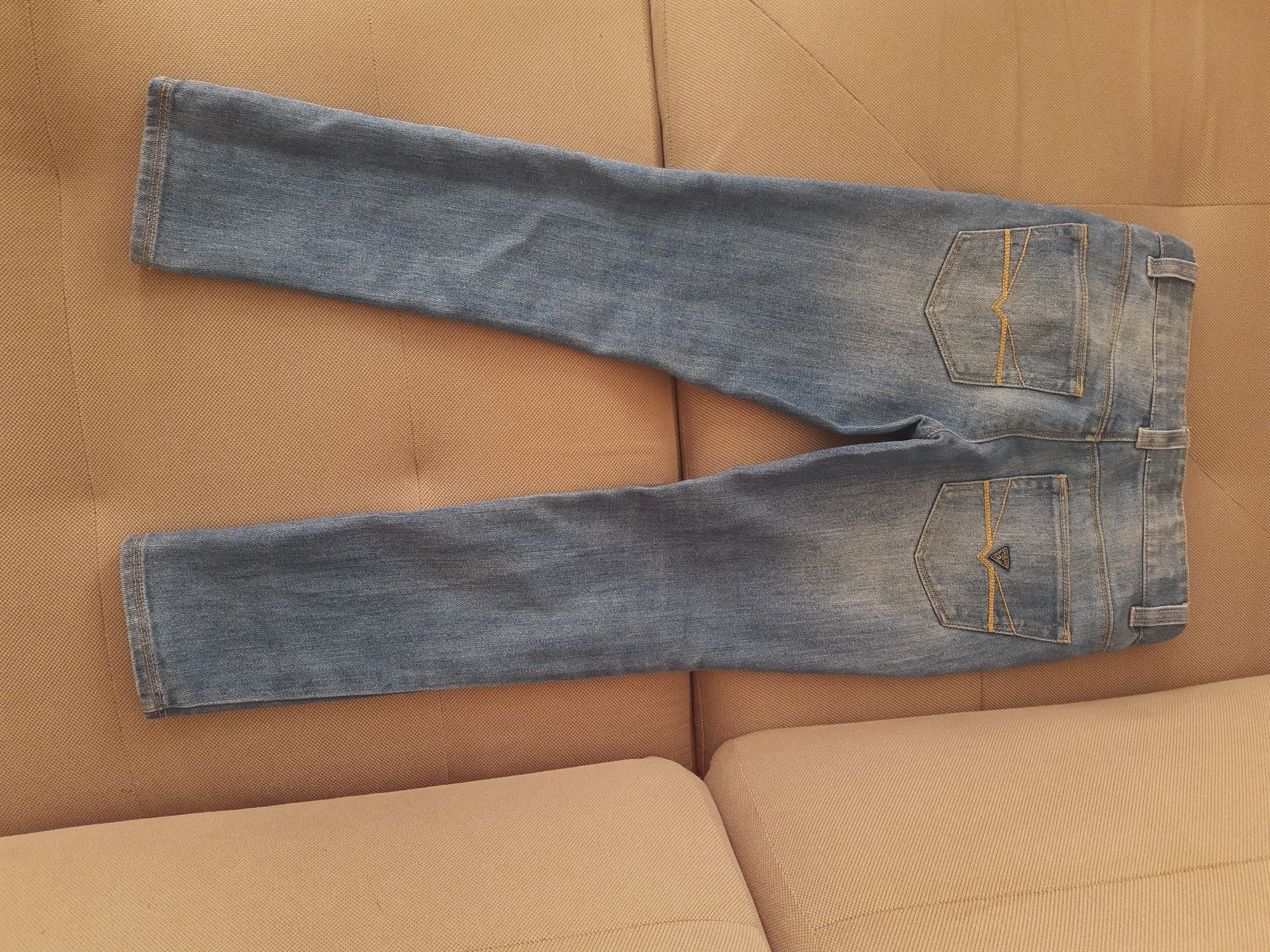 Guess kids spodnie jeans 122