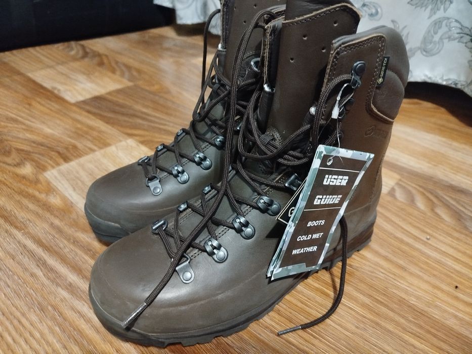 Британські нові зимові берци