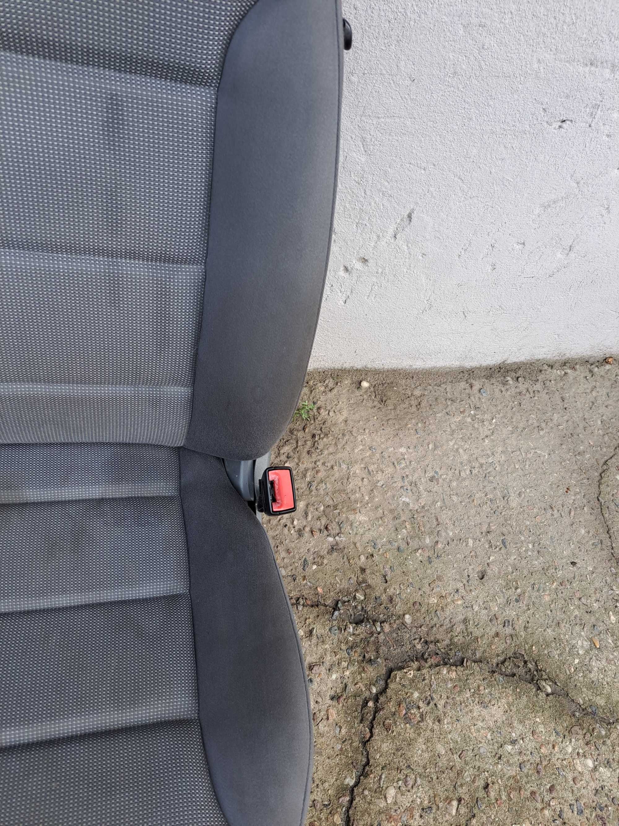 Fotele kanapa Audi A3 8L 3D kpl