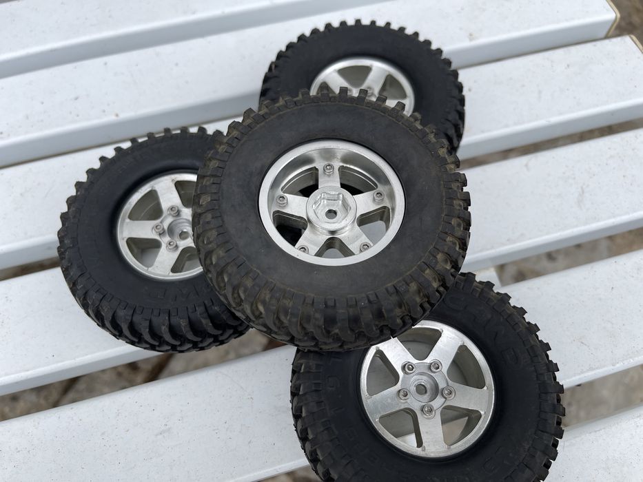 RC4WD Mud Thrashers 1.9