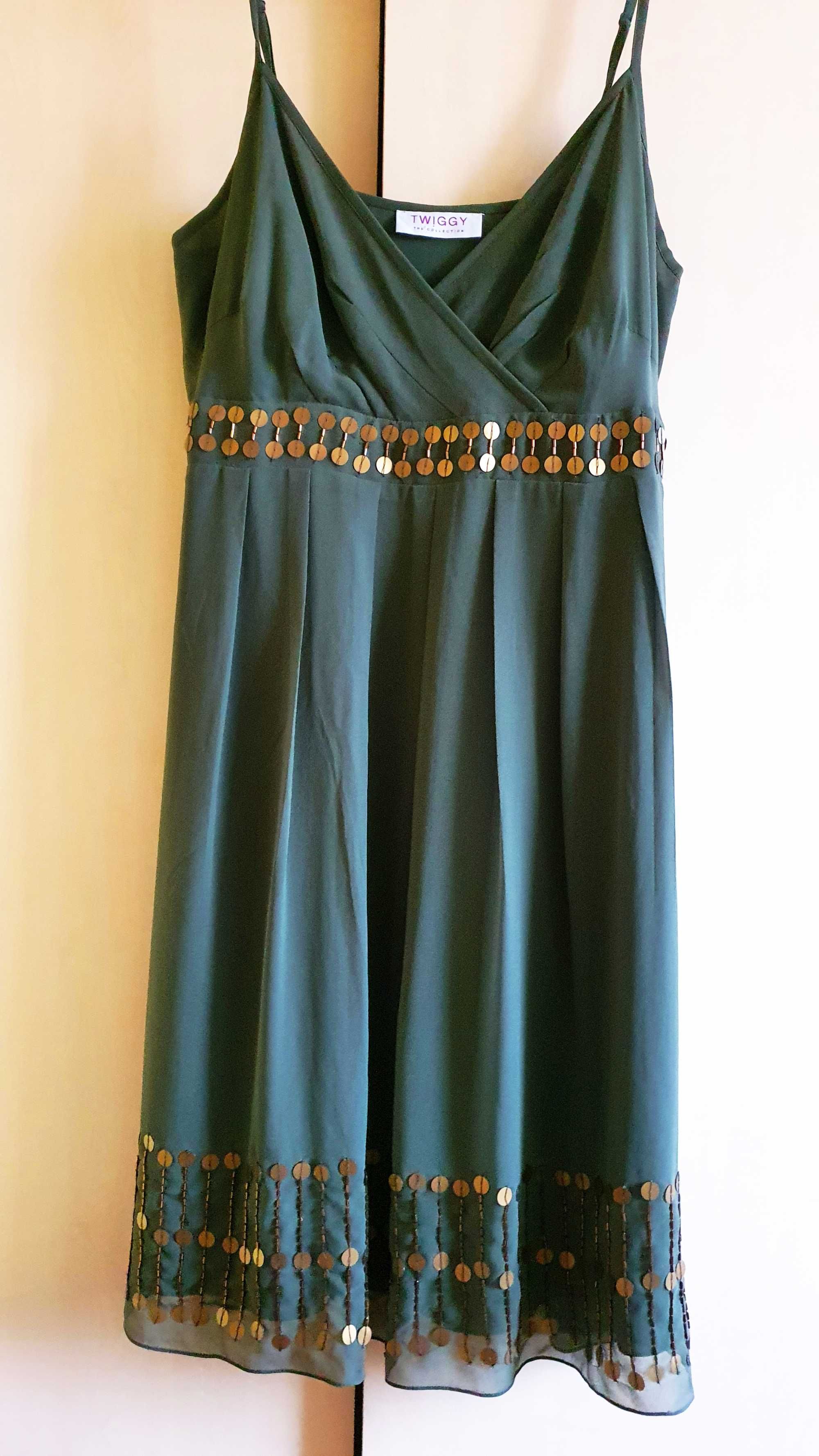 Sukienka Twiggy 42 XL 44 XXL butelkowa zieleń ze złotem