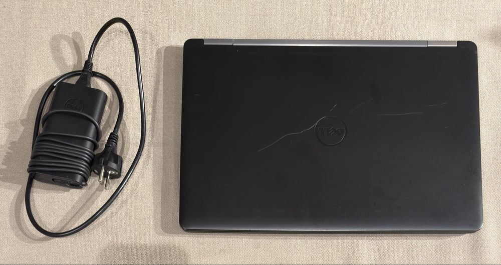 Dell Latitude E5570 i5-6300U, 16GB ram, 240GB SSD