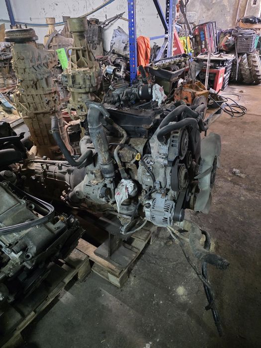 Motor toyota landcruiser 120 d4d