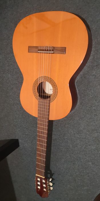 Excelente VIOLÃO Juan Estrush