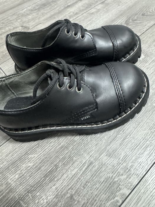 Steel туфлі шкіряні