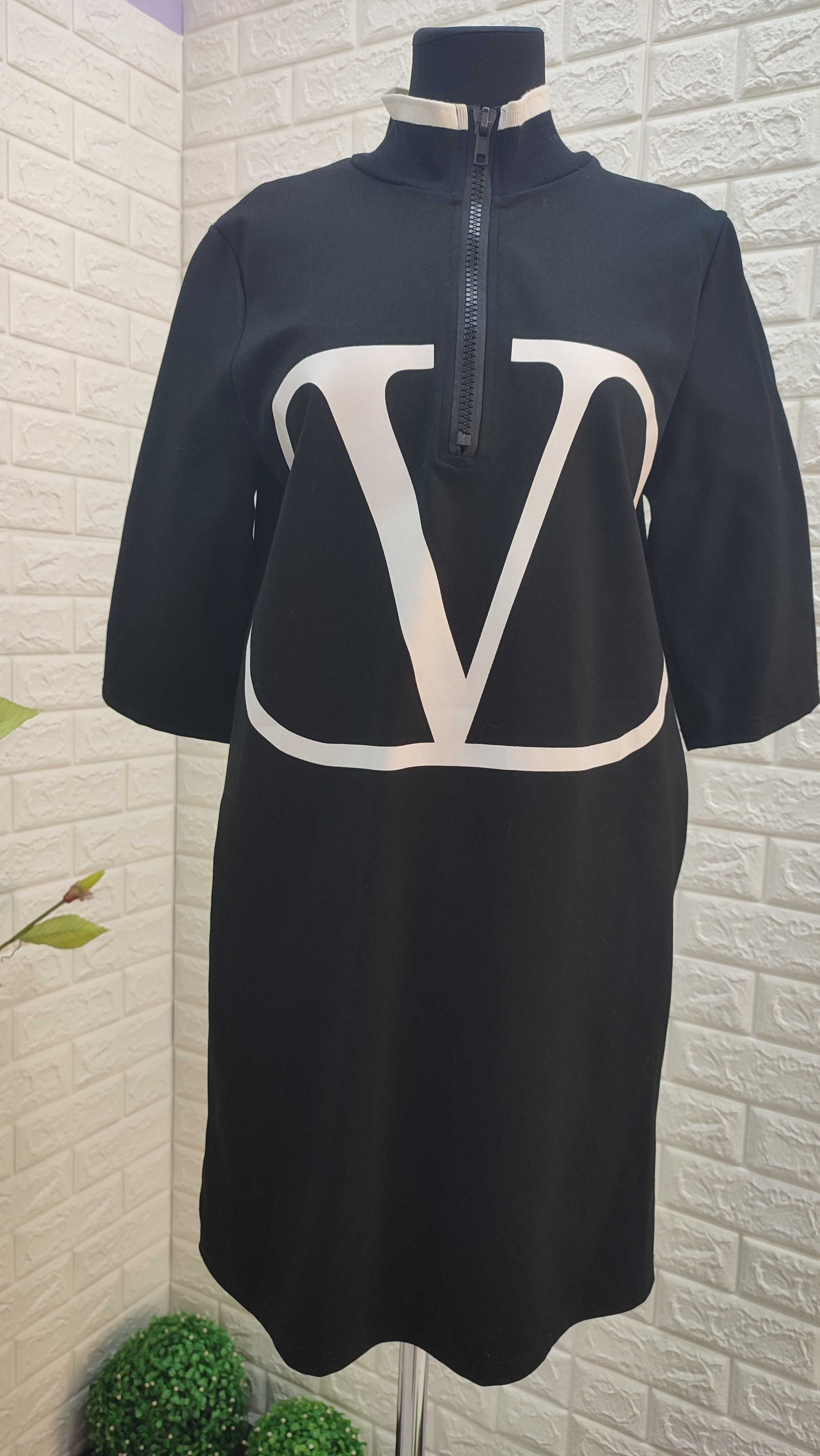 Стильова молодіжна сукня valentino