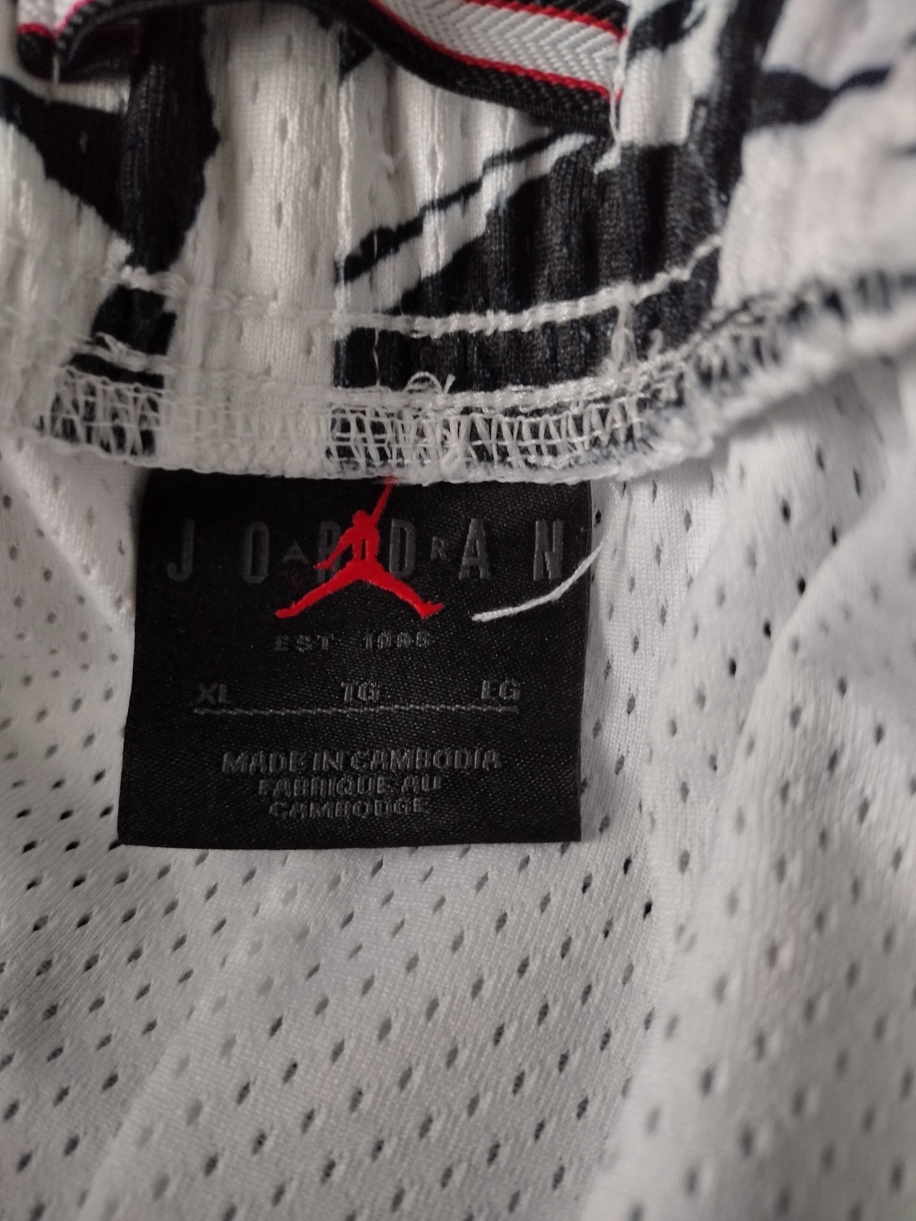 Spodenki Jordan Essentials Jumpman XL