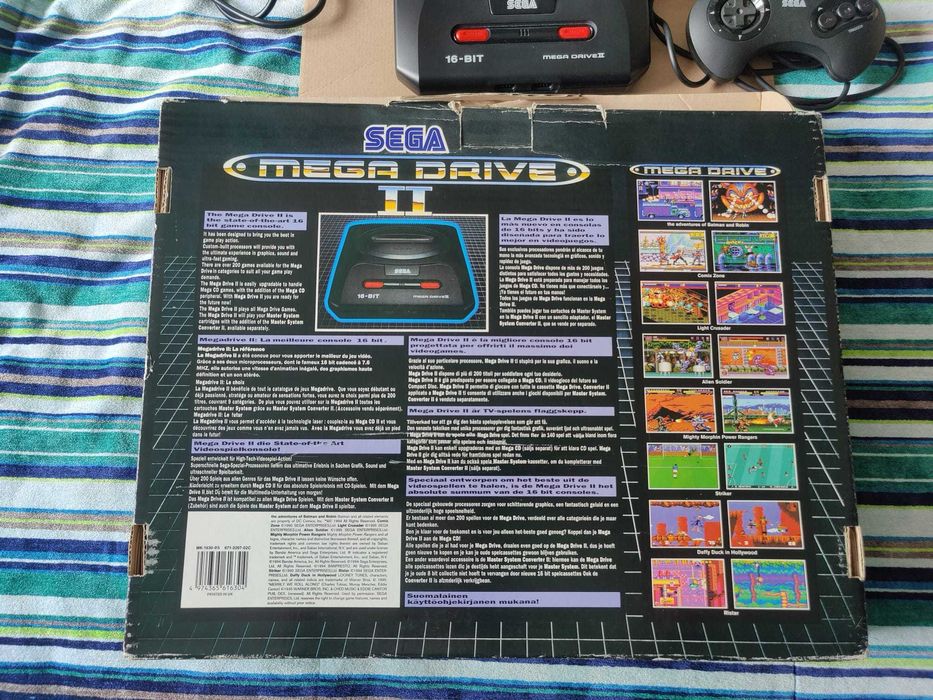 Consola Sega Mega Drive II em caixa original