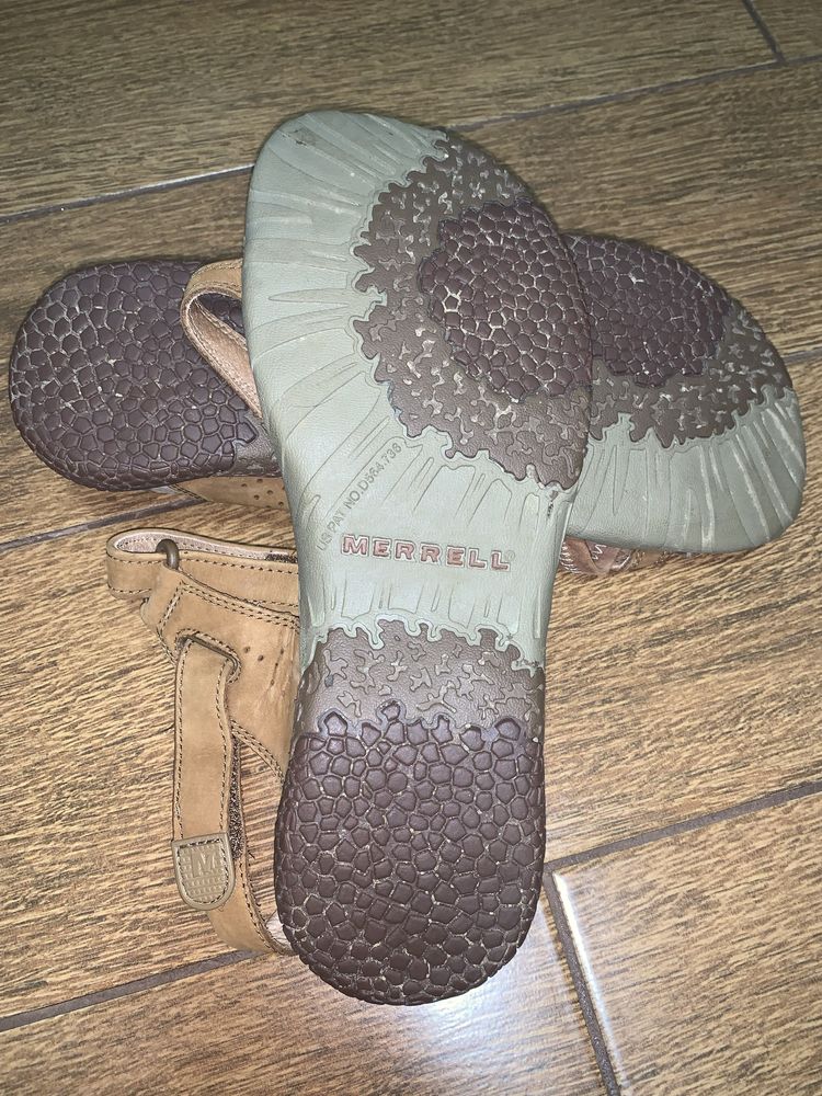 Жіночі сандалі merrell